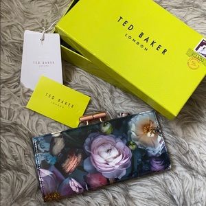 Ted Baker SHADOW FLORA MATINEE Wallet IN GREY